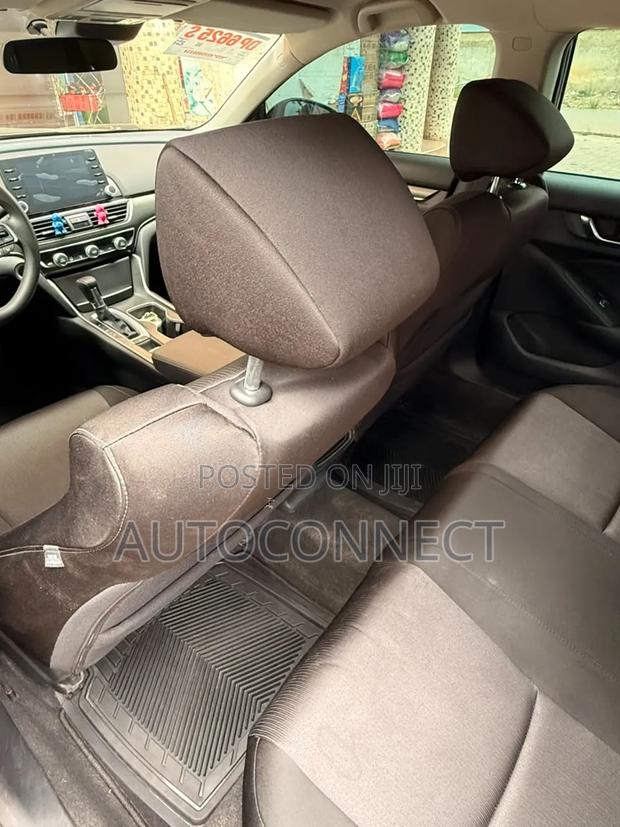 Honda Accord EX (1.5L 4cyl Turbo CVT) 2019 Black