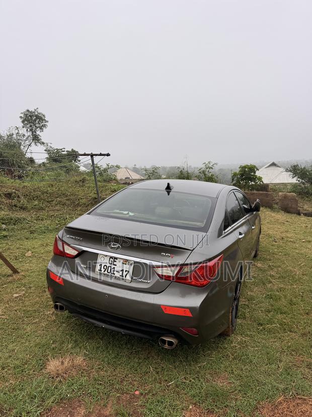 Hyundai Sonata Limited 4dr Sedan (2.0L 4cyl Turbo 6A) 2014 Gray