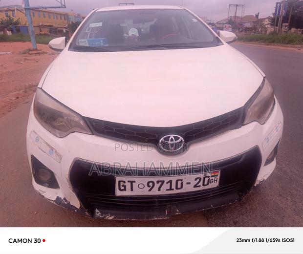 Toyota Corolla 2016 White