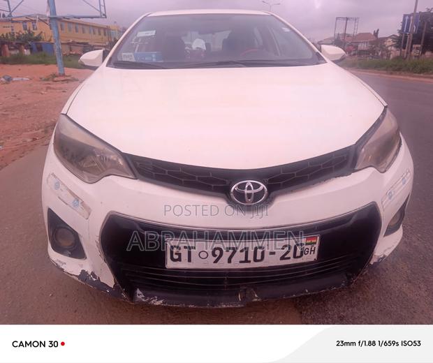 Toyota Corolla 2016 White