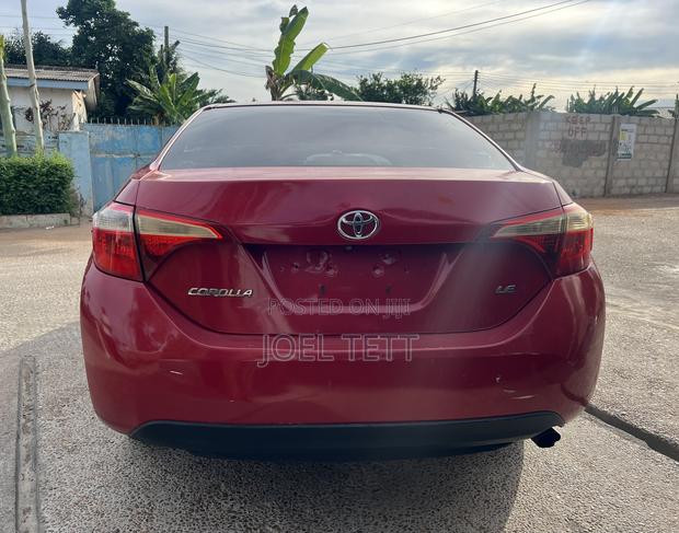 Toyota Corolla 2015 Red