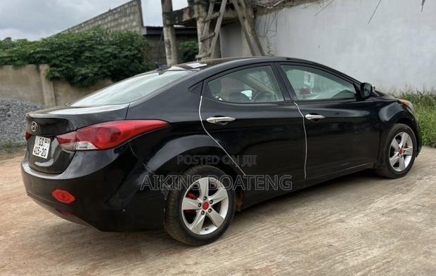 Hyundai Elantra 2013 Black