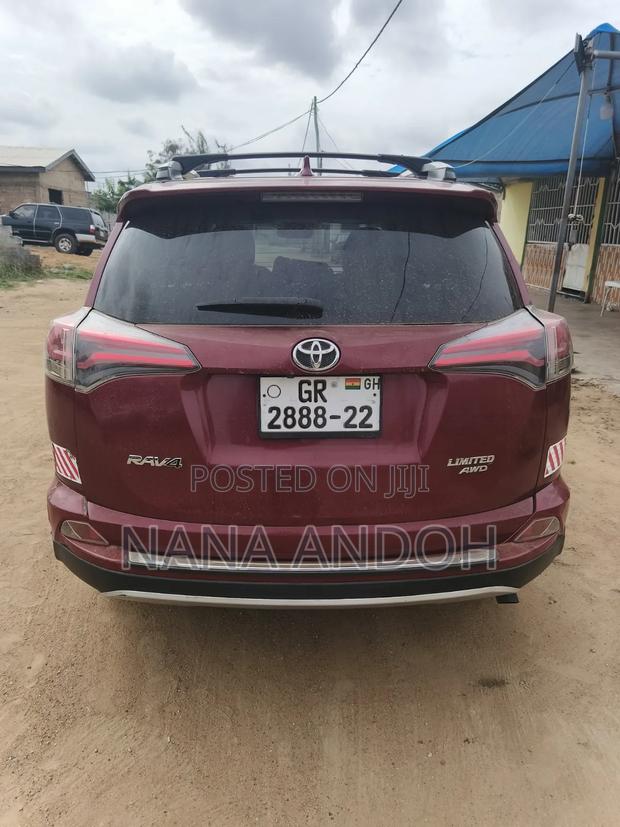 Toyota RAV4 Limited 4dr SUV (2.5L 4cyl 6A) 2018 Red