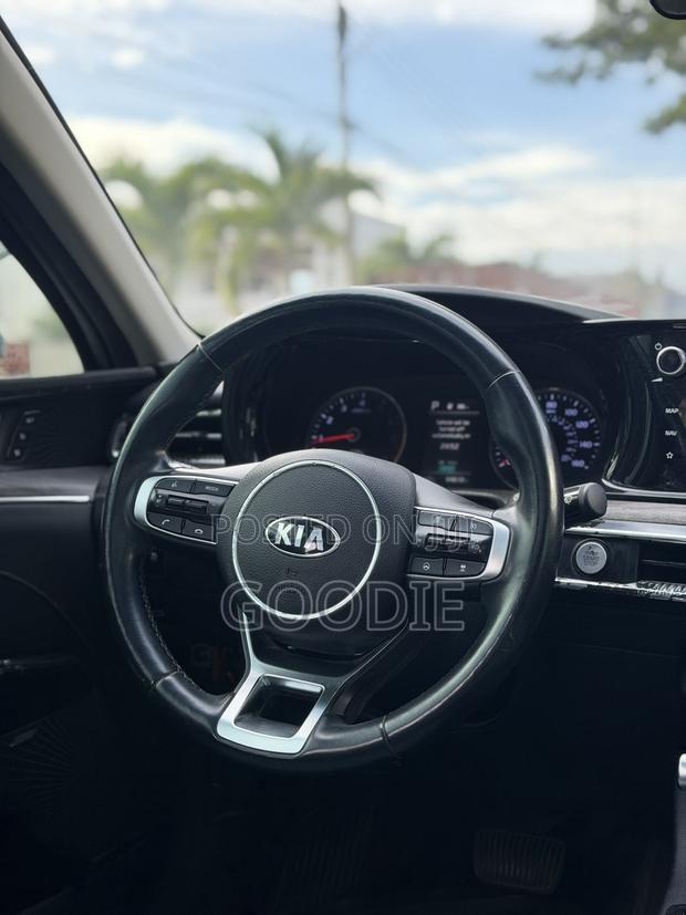 Kia K5 2.0 2021 Blue