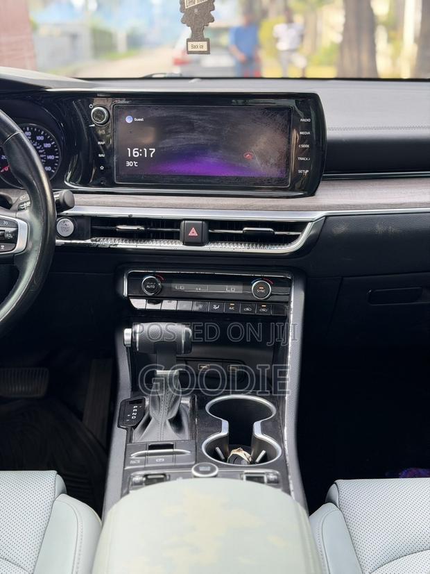 Kia K5 2.0 2021 Blue