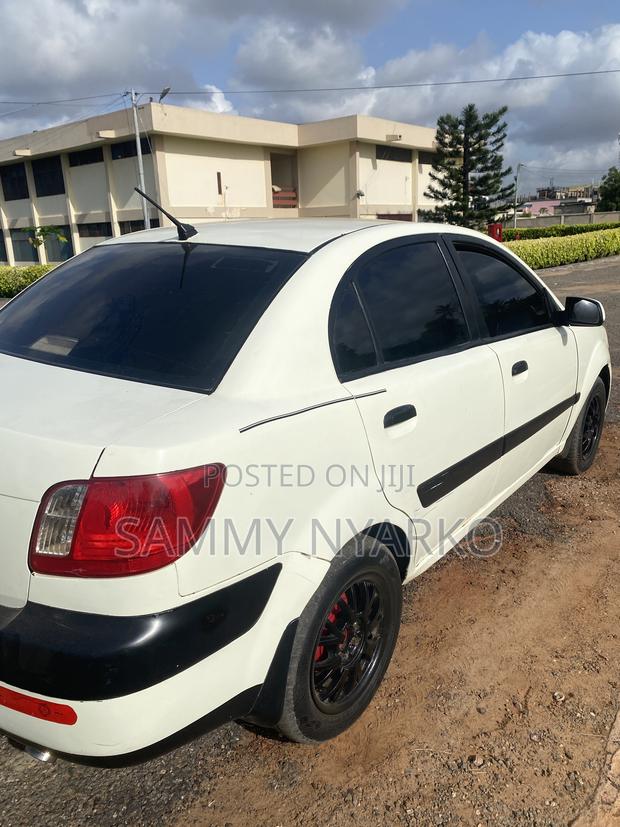 Kia Rio LX 4dr Sedan (1.6L 4cyl 4A) 2010 White