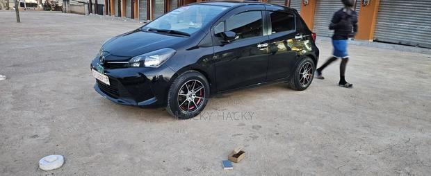 Toyota Vitz 2015 Black