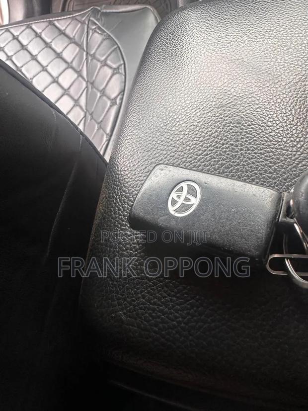 Toyota Corolla 2012 Gray