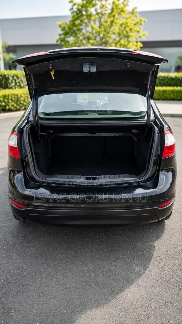 Ford Fiesta 2015 Black