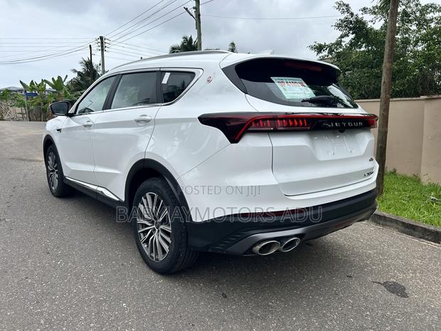 Jetour X70 Plus 2023 White