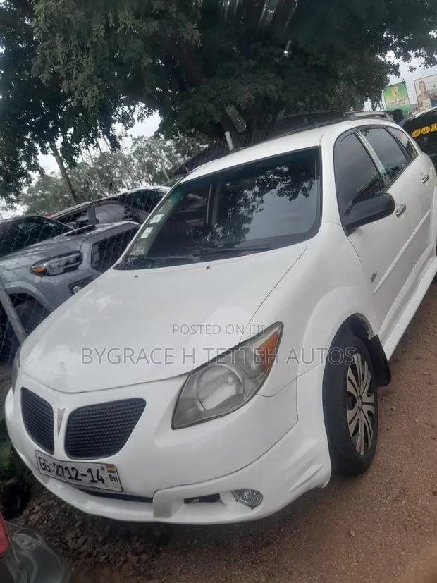 Pontiac Vibe 2008 White