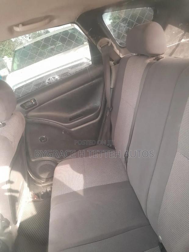 Pontiac Vibe 2008 White