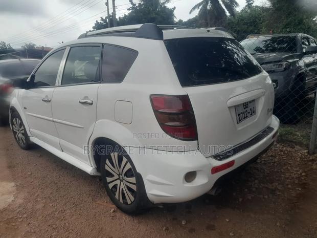 Pontiac Vibe 2008 White