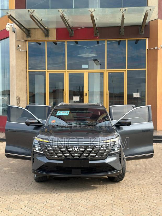 New Changan CS75 2025 Gray