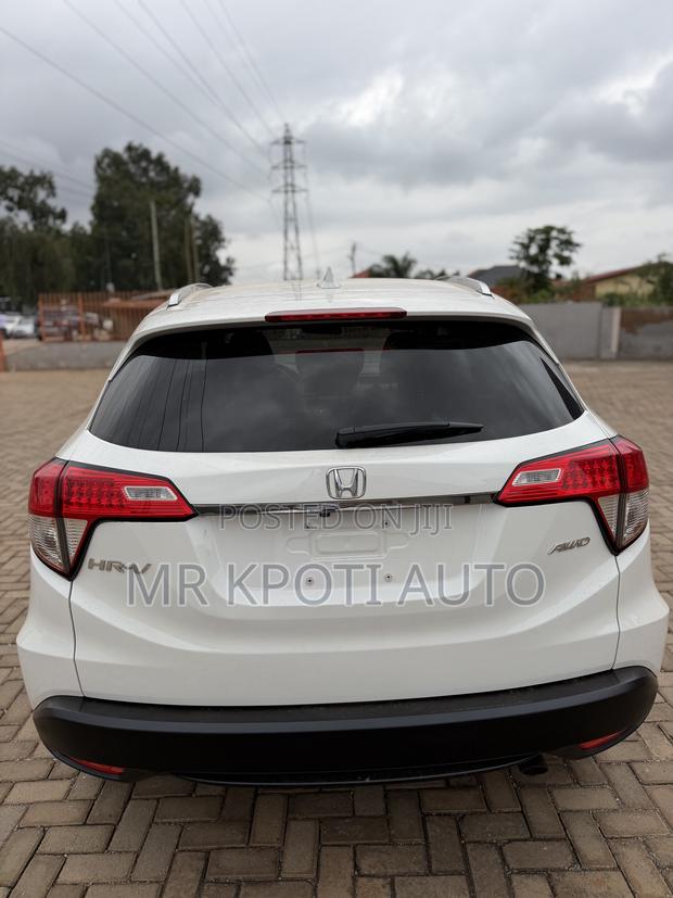 Honda HR-V 2022 White