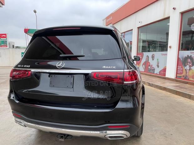 New Mercedes-Benz GLC-Class 2020 Black