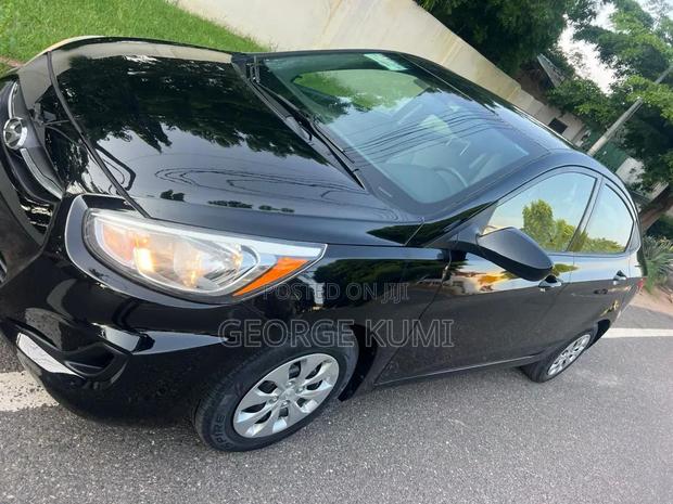 Hyundai Accent SE Sedan 2016 Black