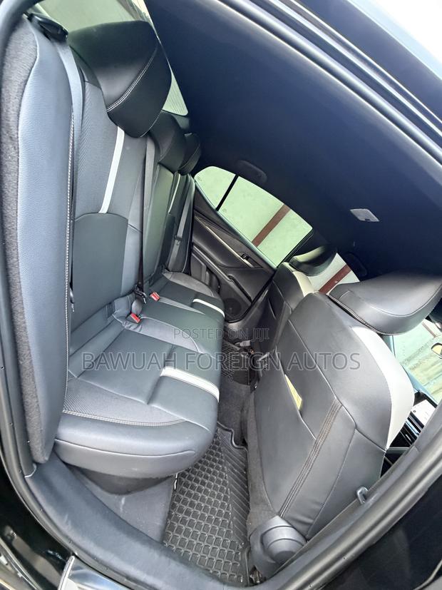 Toyota Camry SE 2025 Black