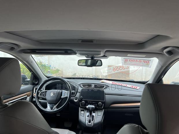 Honda CR-V Touring AWD 2018 Pearl