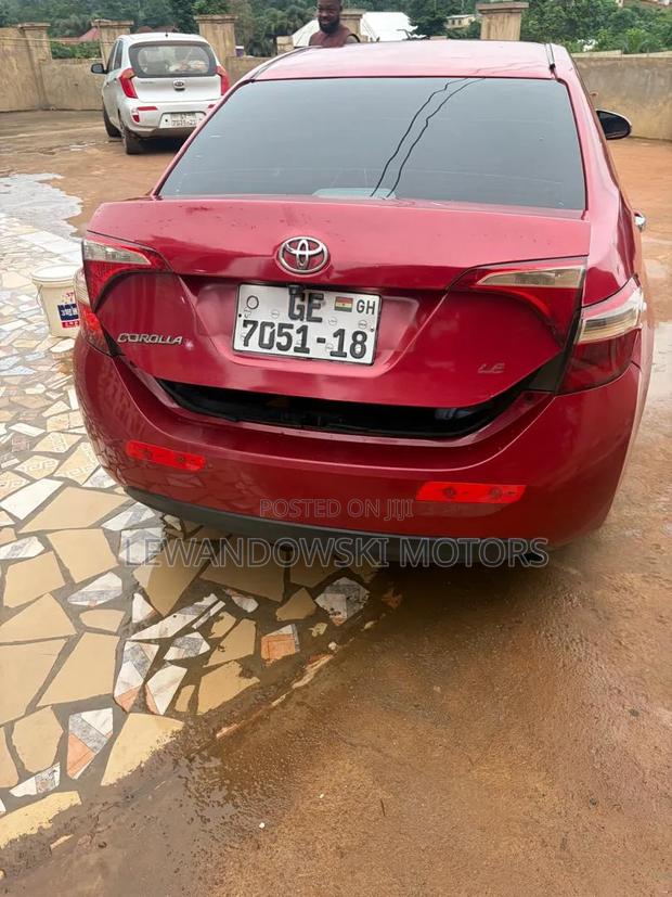 Toyota Corolla 2016 Red
