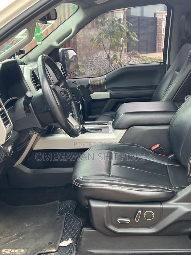 Ford F-150 Lariat 4x4 SuperCrew Cab Styleside 6.5 ft. box 157 in. WB