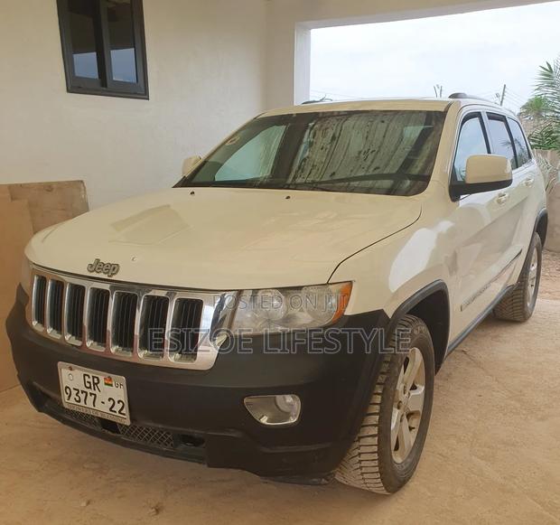 Jeep Grand Cherokee 2012 Off white