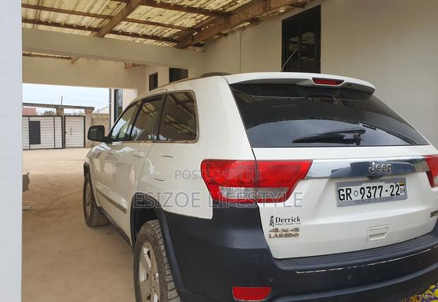 Jeep Grand Cherokee 2012 Off white