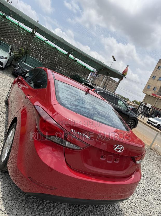 Hyundai Elantra SE 4dr Sedan (1.8L 4cyl 6A) 2015 Red