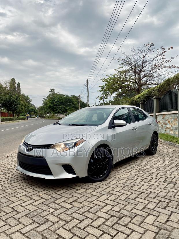 Toyota Corolla 2016 Silver