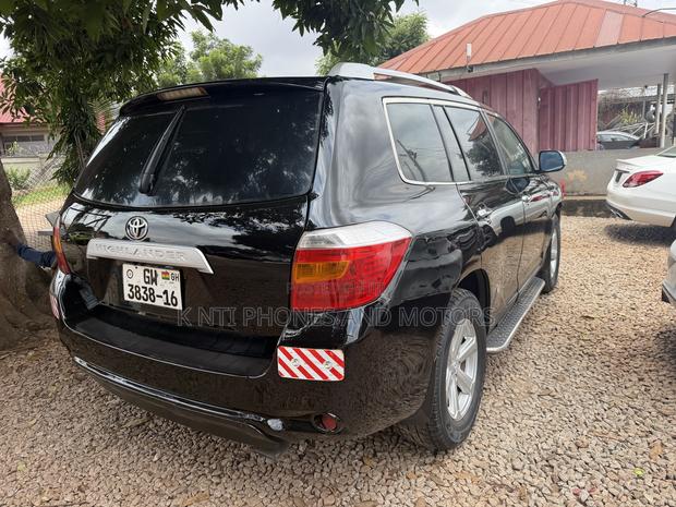 Toyota Highlander Limited 2010 Black