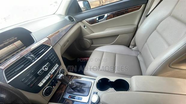 Mercedes-Benz C250 2013 Black