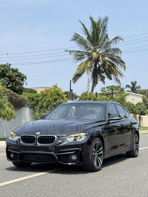 BMW 330i 2018 Black
