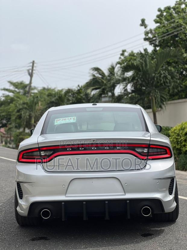 Dodge Charger 2020 Silver