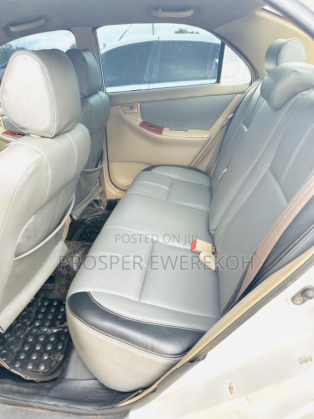 Toyota Corolla LE 2007 White