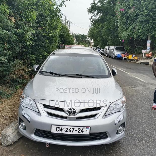 Toyota Corolla 2013 Silver