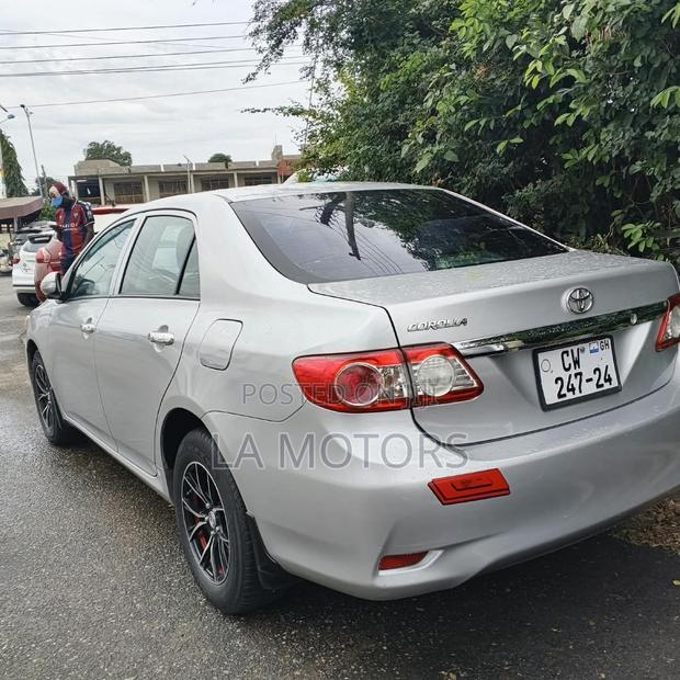 Toyota Corolla 2013 Silver