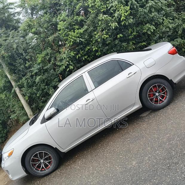 Toyota Corolla 2013 Silver
