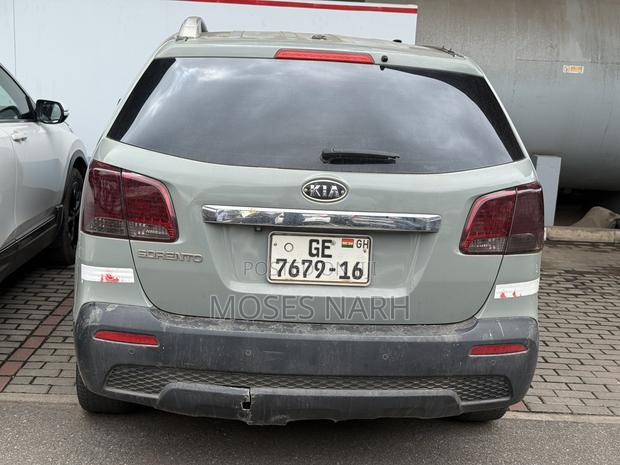 Kia Sorento 2011 Gray
