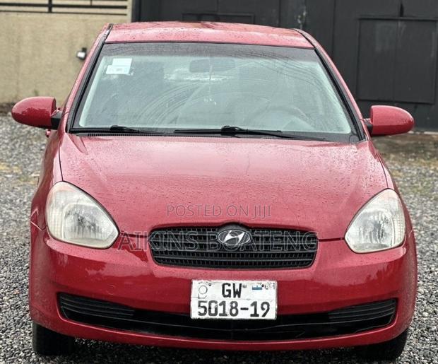 Hyundai Accent 2009 Red