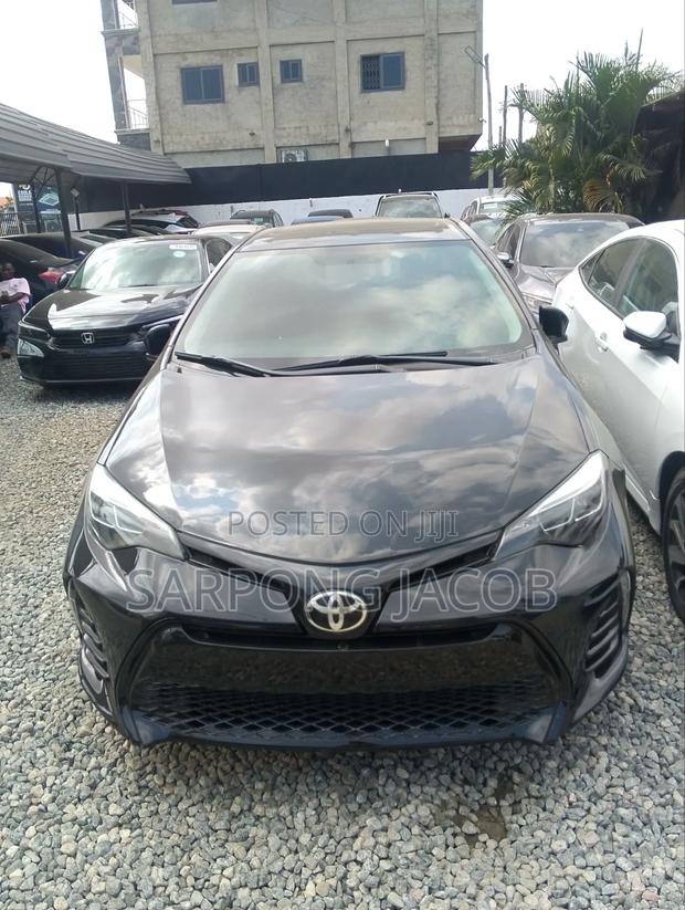 Toyota Corolla 2016 Black