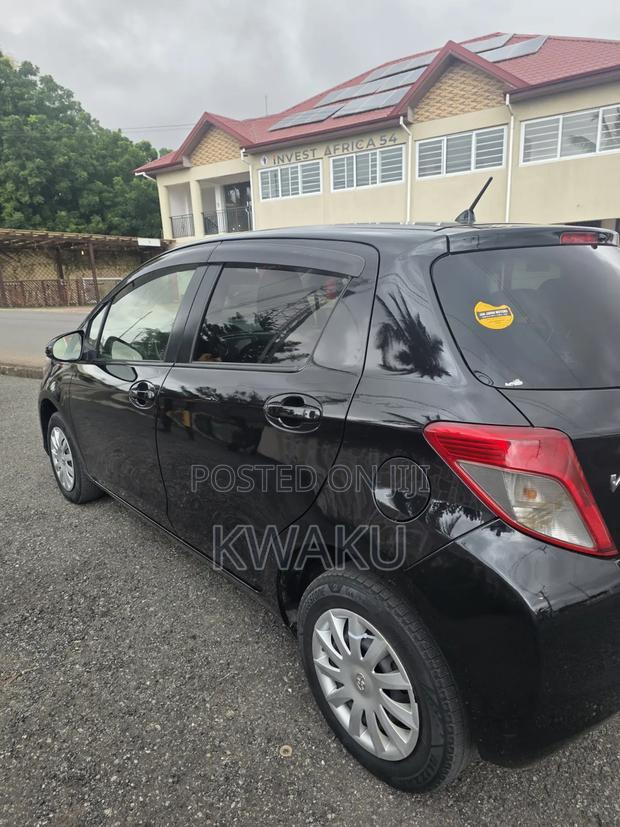 Toyota Vitz 2014 Black