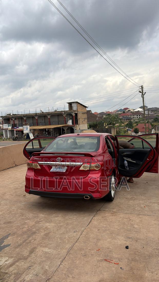 Toyota Corolla S Special Edition 4dr Sedan (1.8L 4cyl 4A) 2013 Red