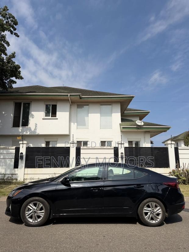 Hyundai Elantra SE 2020 Black