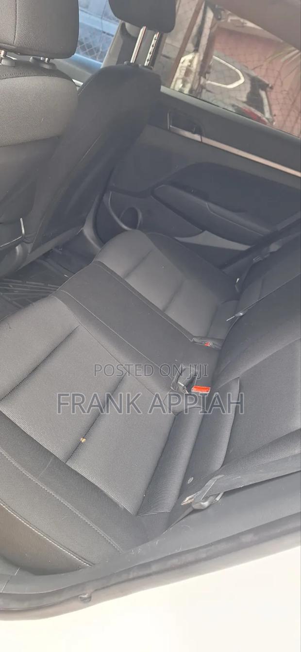 Hyundai Elantra 2017 White