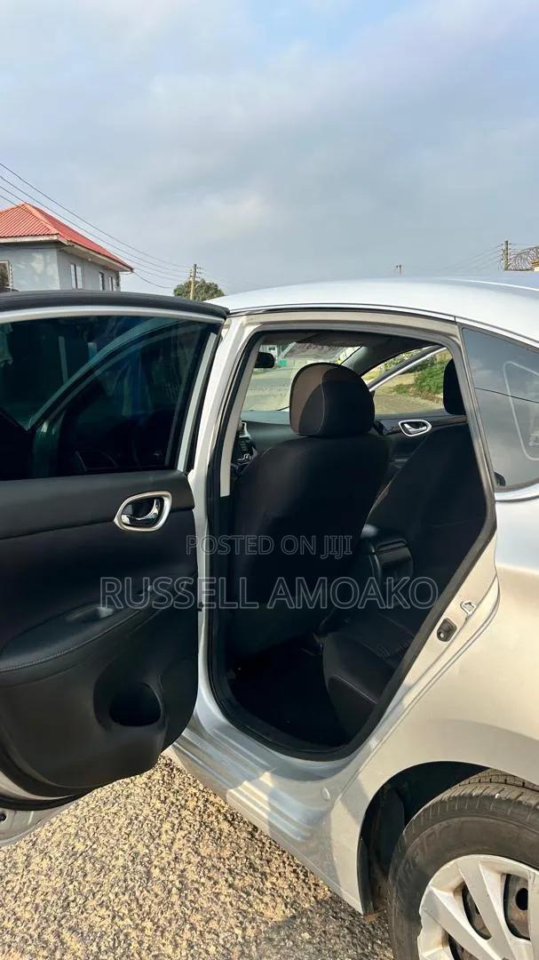 Nissan Sentra SV 2017 Silver