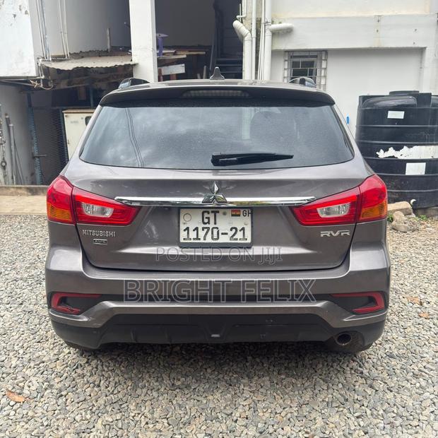 Mitsubishi RVR 2018 Gray