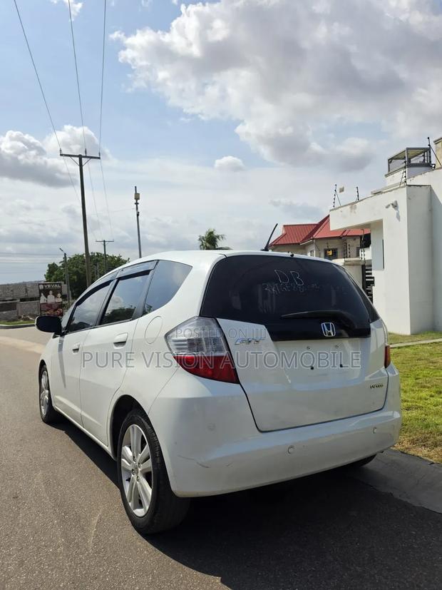 Honda Fit 2012 White