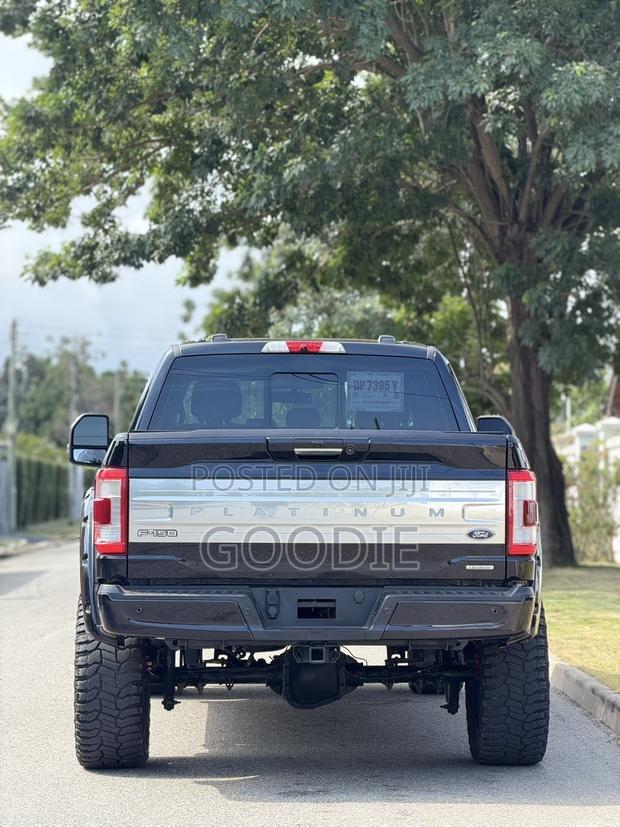 Ford F-150 Platinum 2022 Black