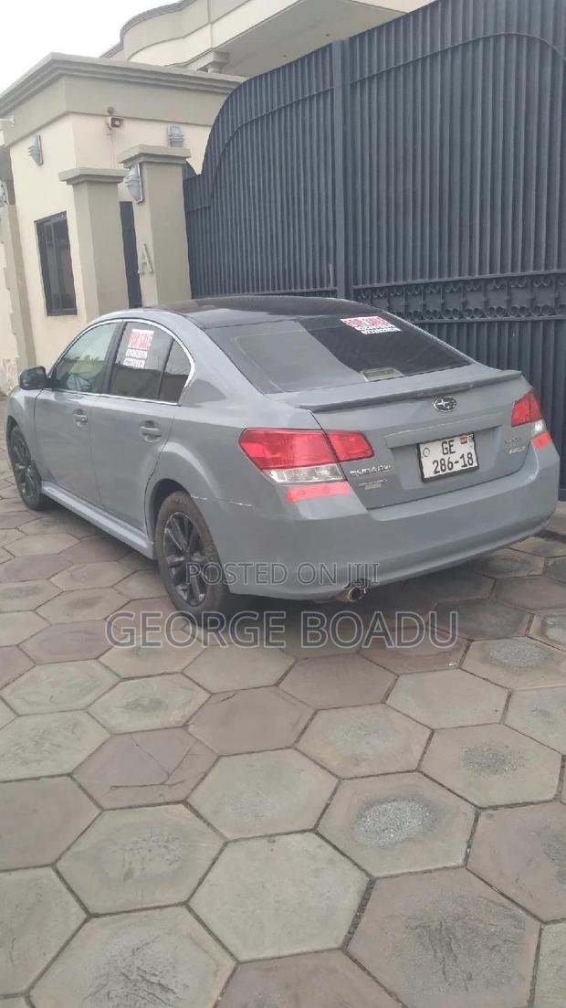 Subaru Legacy 2.5i Premium 2013 Gray
