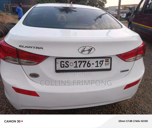 Hyundai Elantra 2013 White